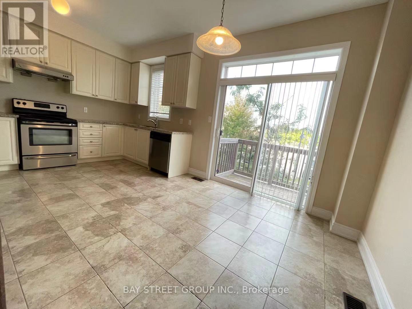 86 Mack Clement Lane, Richmond Hill, Ontario  L4S 0G2 - Photo 6 - N13737882