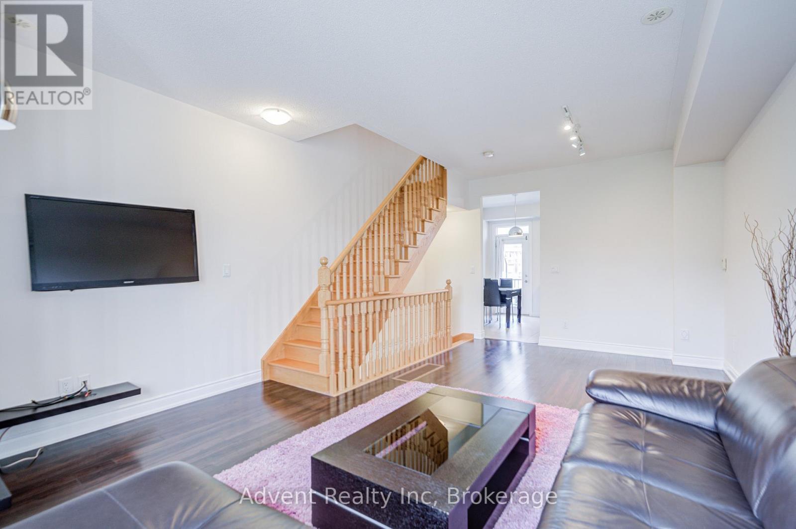 249 South Park Road, Markham, Ontario  L3T 0B6 - Photo 14 - N13737908