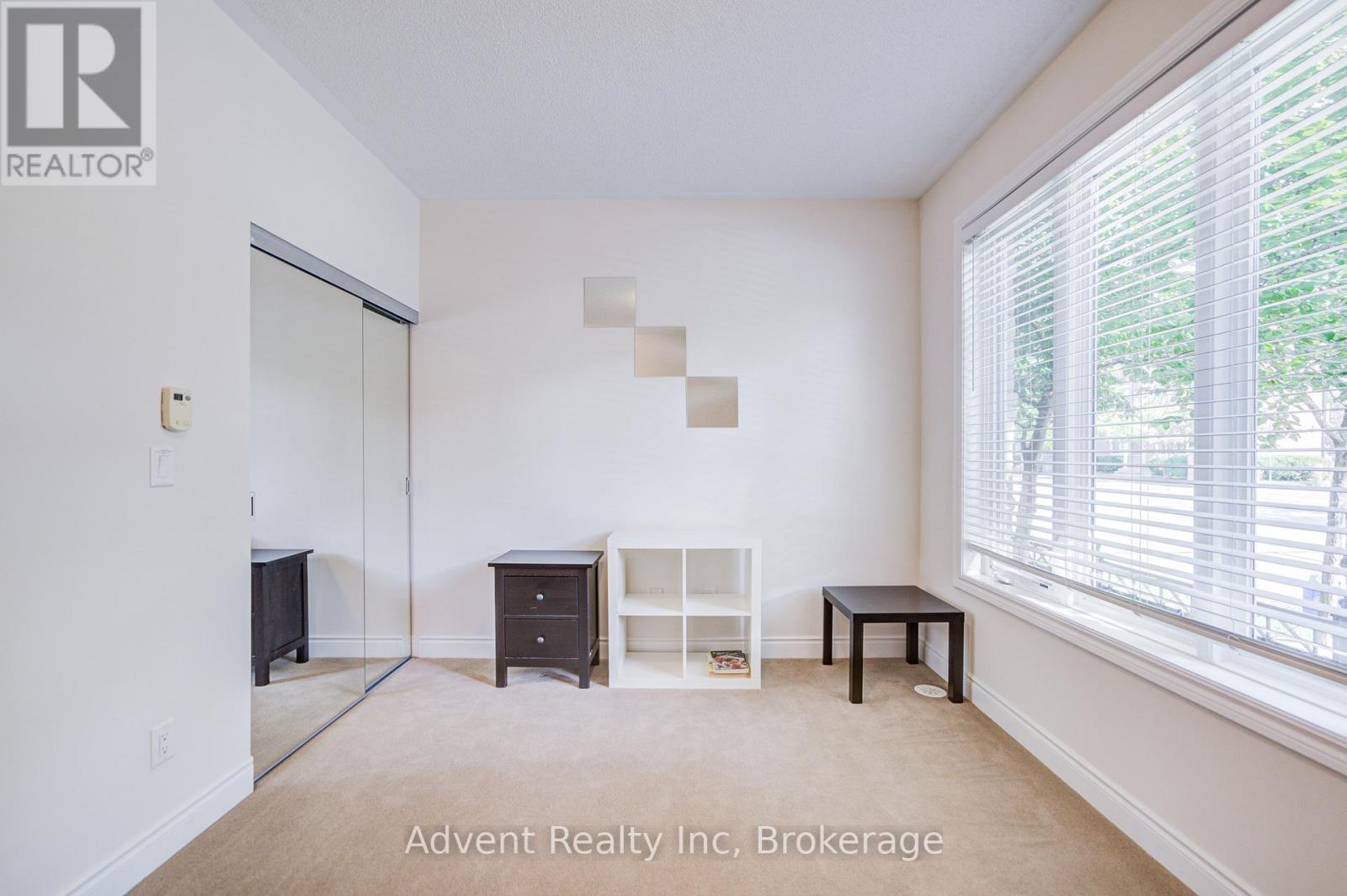249 South Park Road, Markham, Ontario  L3T 0B6 - Photo 5 - N13737908