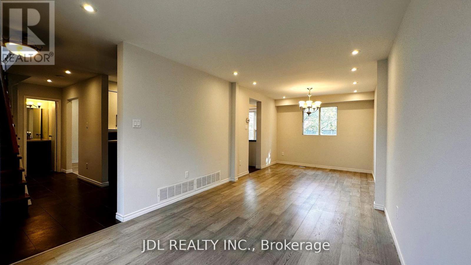 127 Huntington Park Drive, Markham, Ontario  L3T 7C8 - Photo 16 - N13737932