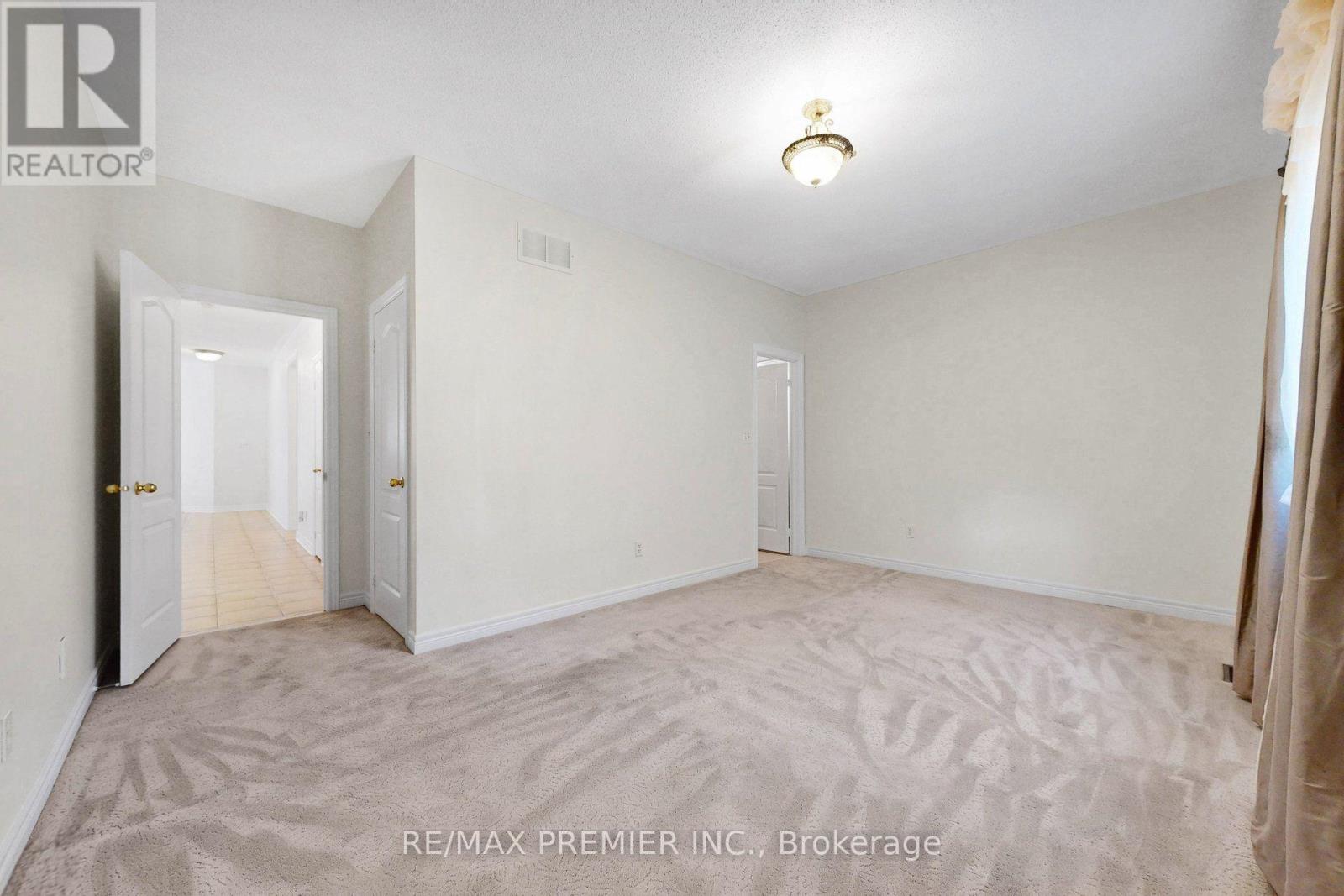 146 South Belair Drive, Vaughan, Ontario  L4H 2N5 - Photo 18 - N13737956