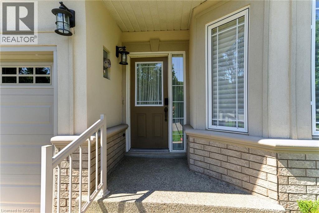 40 Wesleyan Court Unit# 6, Ancaster, Ontario L9G 5C7 - Photo 3 - 40828030