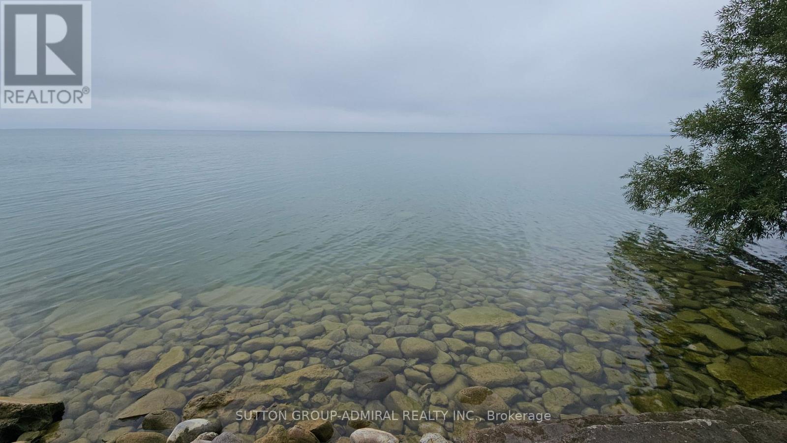 2392 Lakeshore Drive, Ramara, Ontario  L0K 1B0 - Photo 3 - S13737880