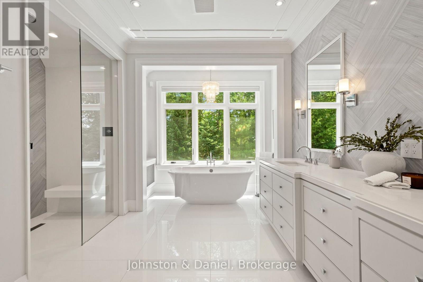 5 Pine Forest Road, Toronto, Ontario  M4N 3E6 - Photo 25 - C13663864