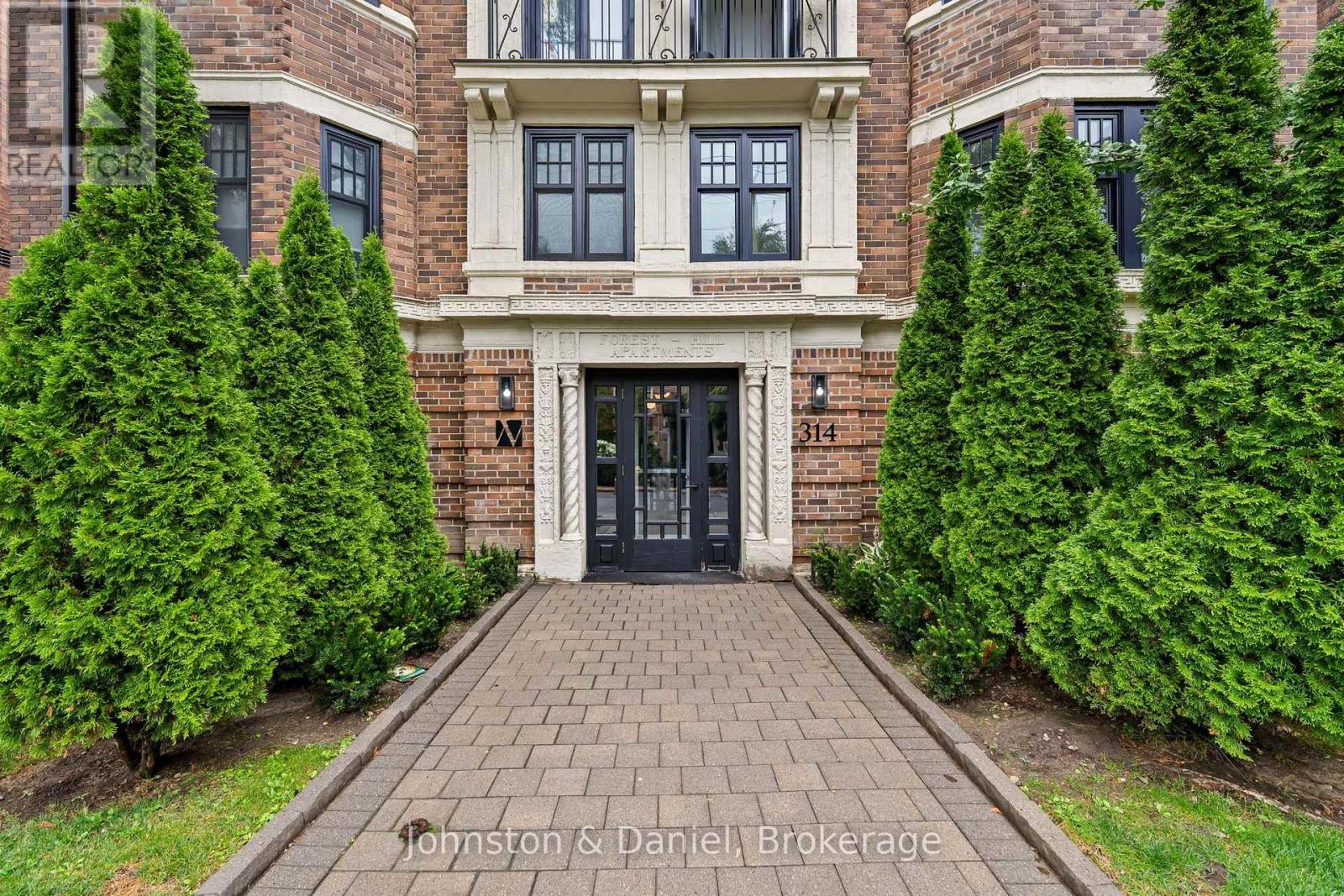 4 - 314 Lonsdale Road, Toronto, Ontario  M4V 1X4 - Photo 3 - C13659806