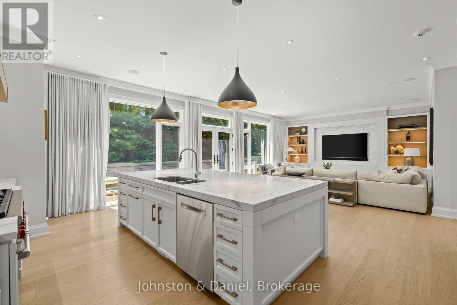 5 Pine Forest Road, Toronto, Ontario  M4N 3E6 - Photo 15 - C13663864