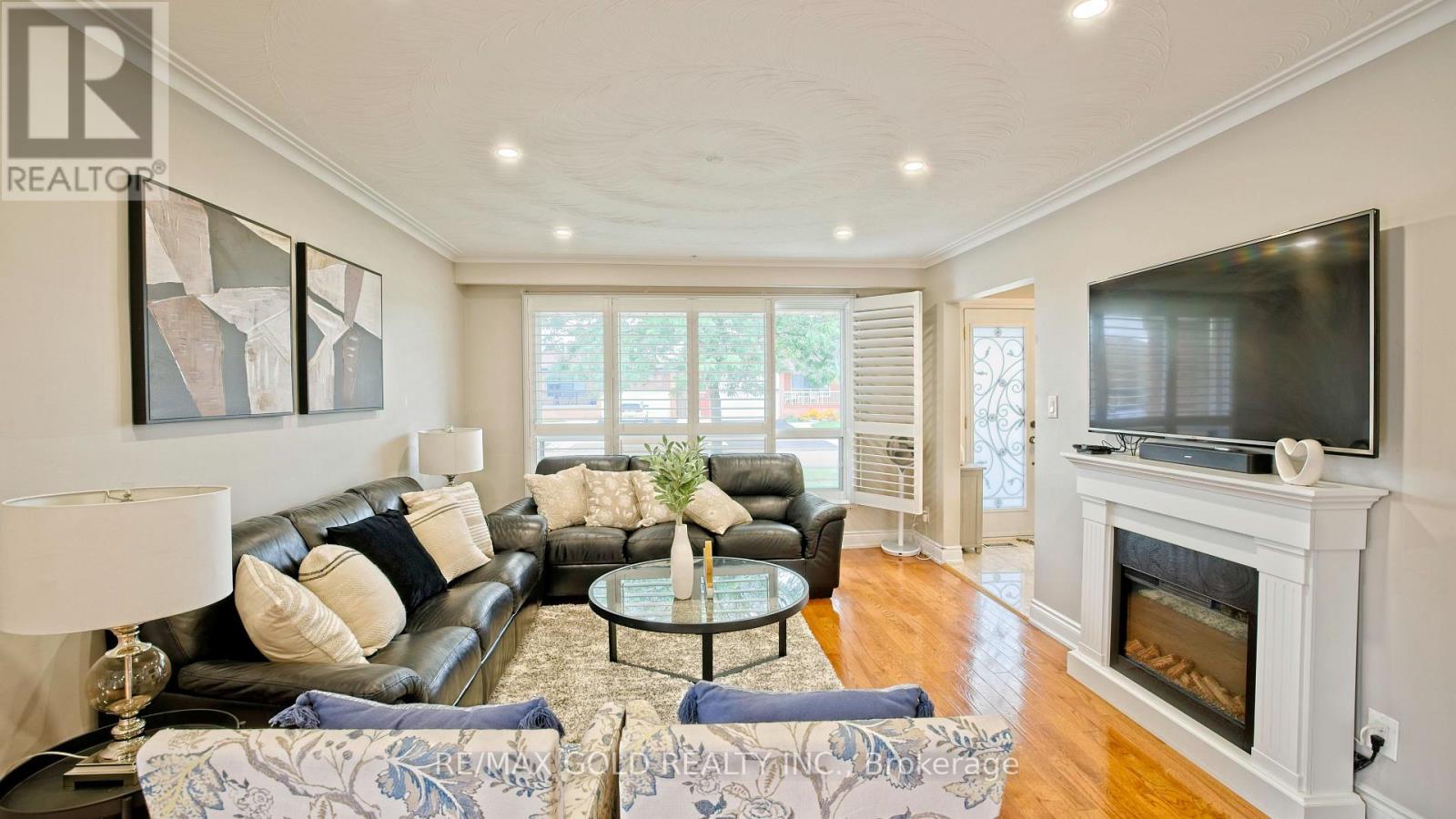 7428 Pickfair Drive, Mississauga, Ontario  L4T 2M9 - Photo 16 - W13737828