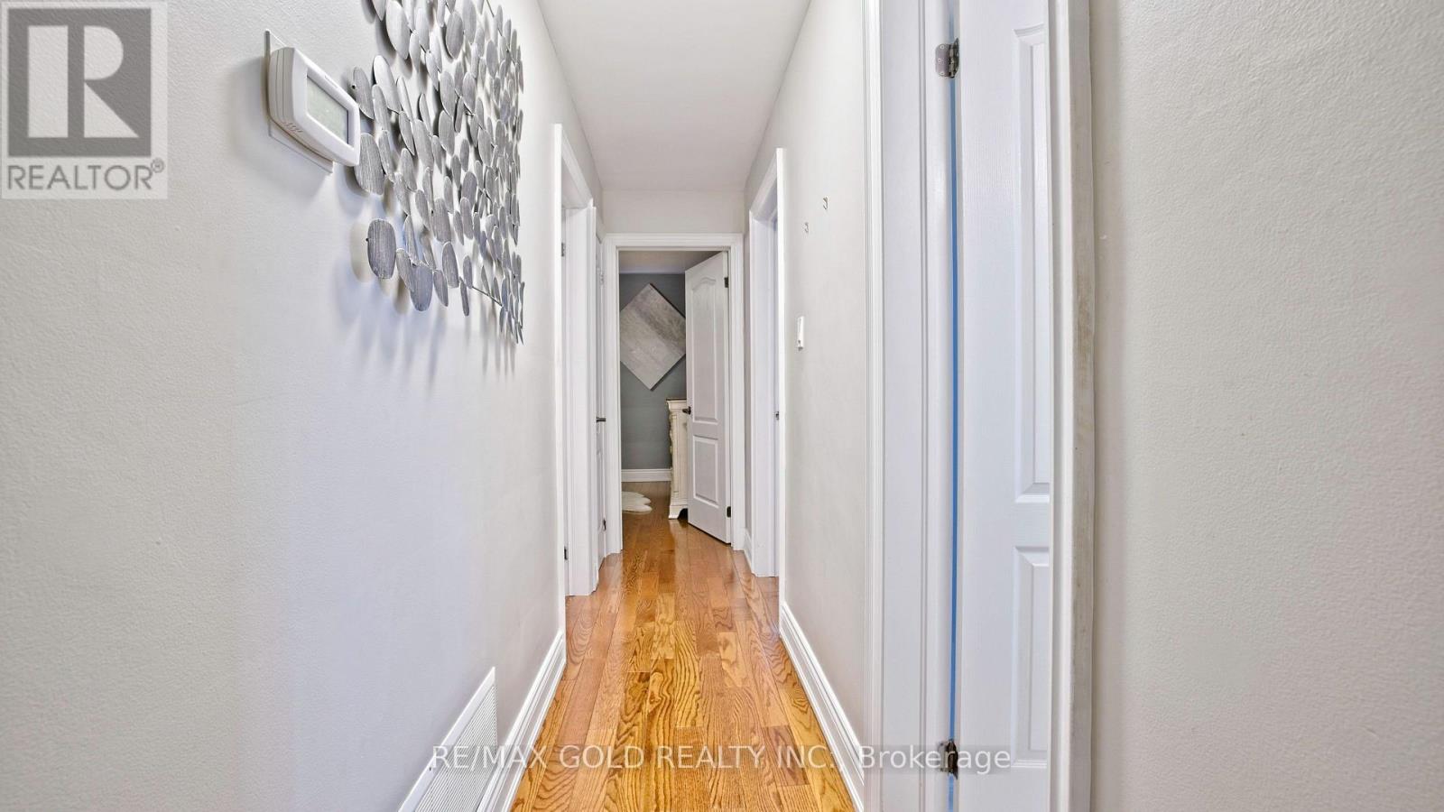 7428 Pickfair Drive, Mississauga, Ontario  L4T 2M9 - Photo 19 - W13737828