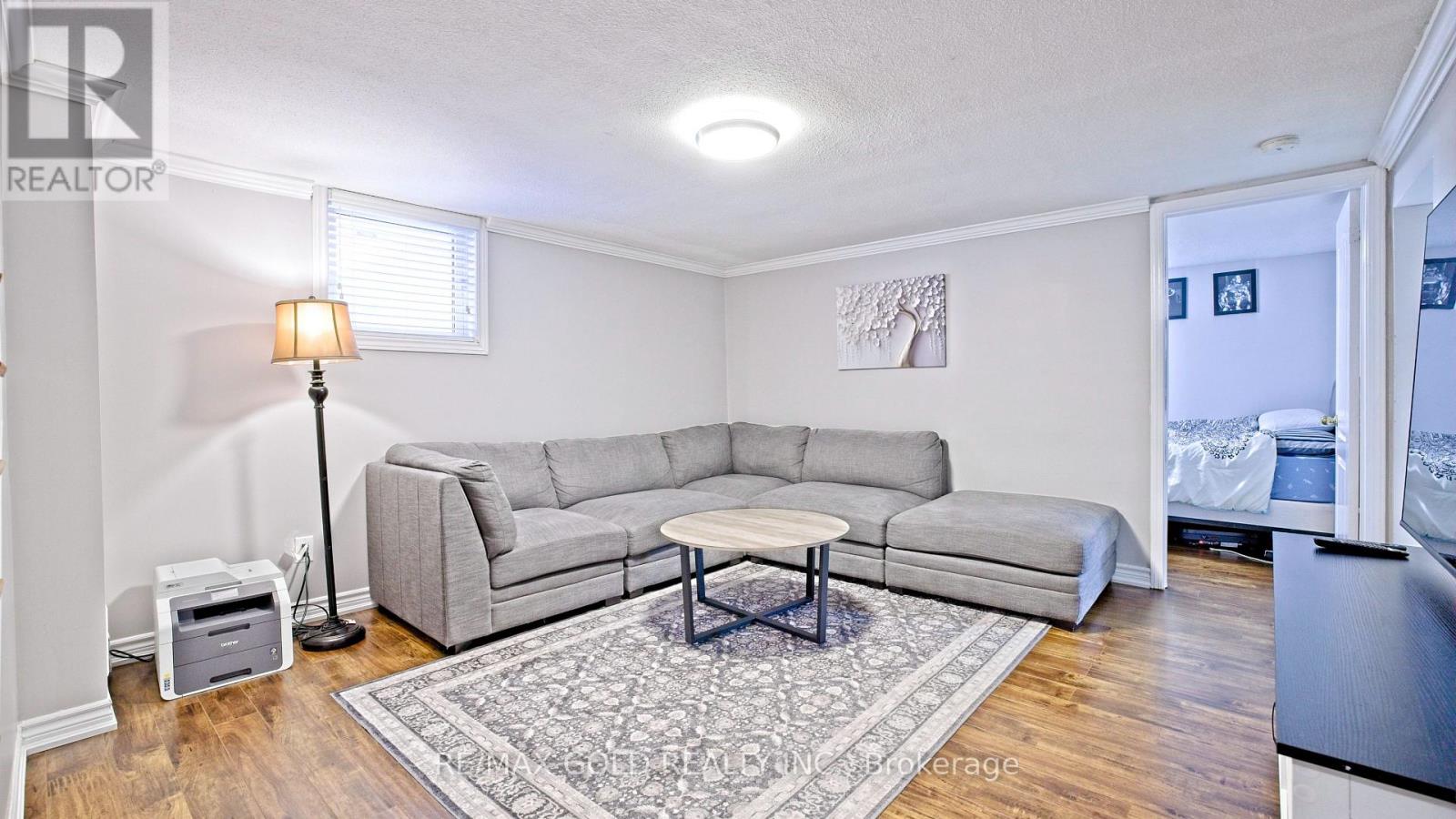 7428 Pickfair Drive, Mississauga, Ontario  L4T 2M9 - Photo 32 - W13737828