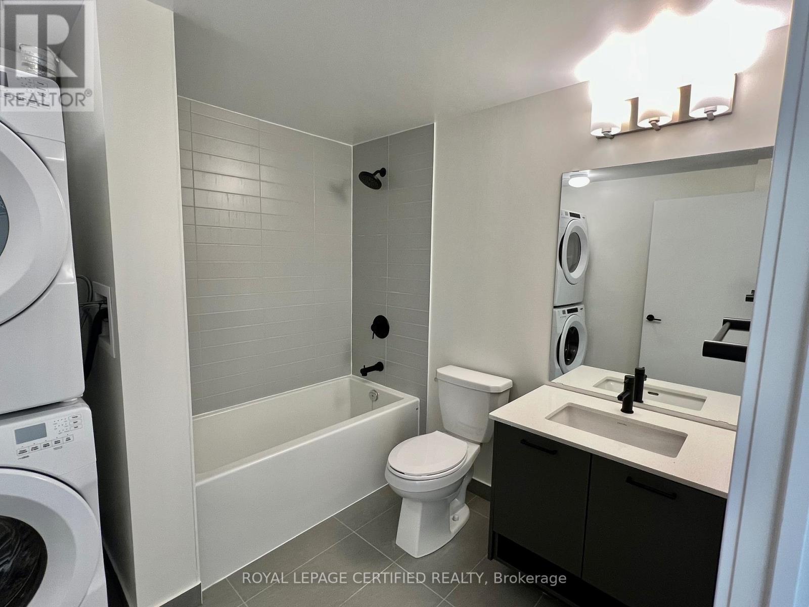 703 - 2300 St. Clair Avenue W, Toronto, Ontario  M6N 0B3 - Photo 17 - W13737838