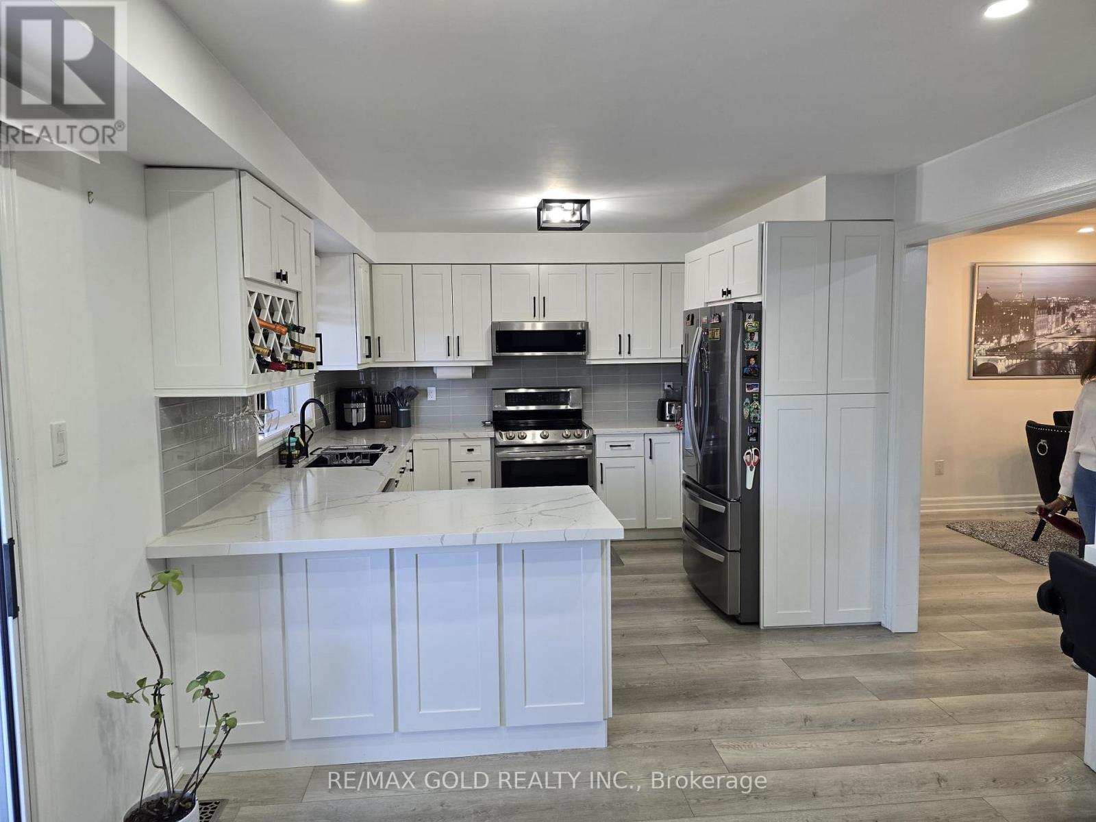 83 Emily Carr Crescent, Caledon, Ontario  L7E 2K9 - Photo 16 - W13737844