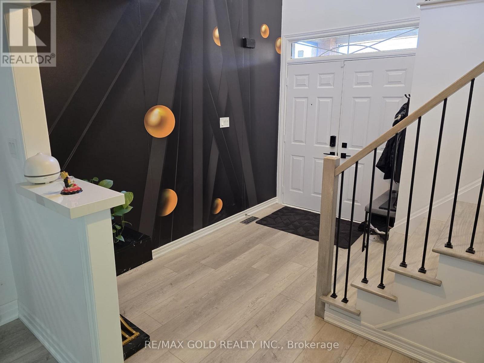 83 Emily Carr Crescent, Caledon, Ontario  L7E 2K9 - Photo 5 - W13737844
