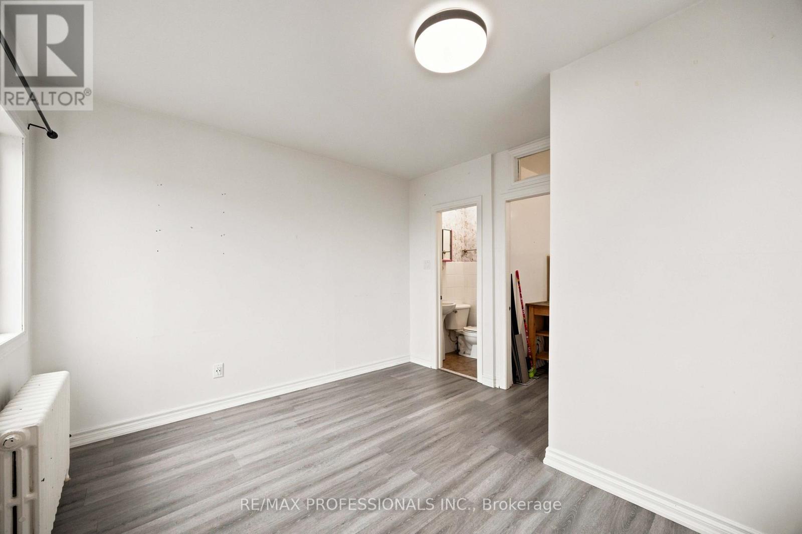 166 Caledonia Road, Toronto, Ontario  M6E 4S7 - Photo 17 - W13737862