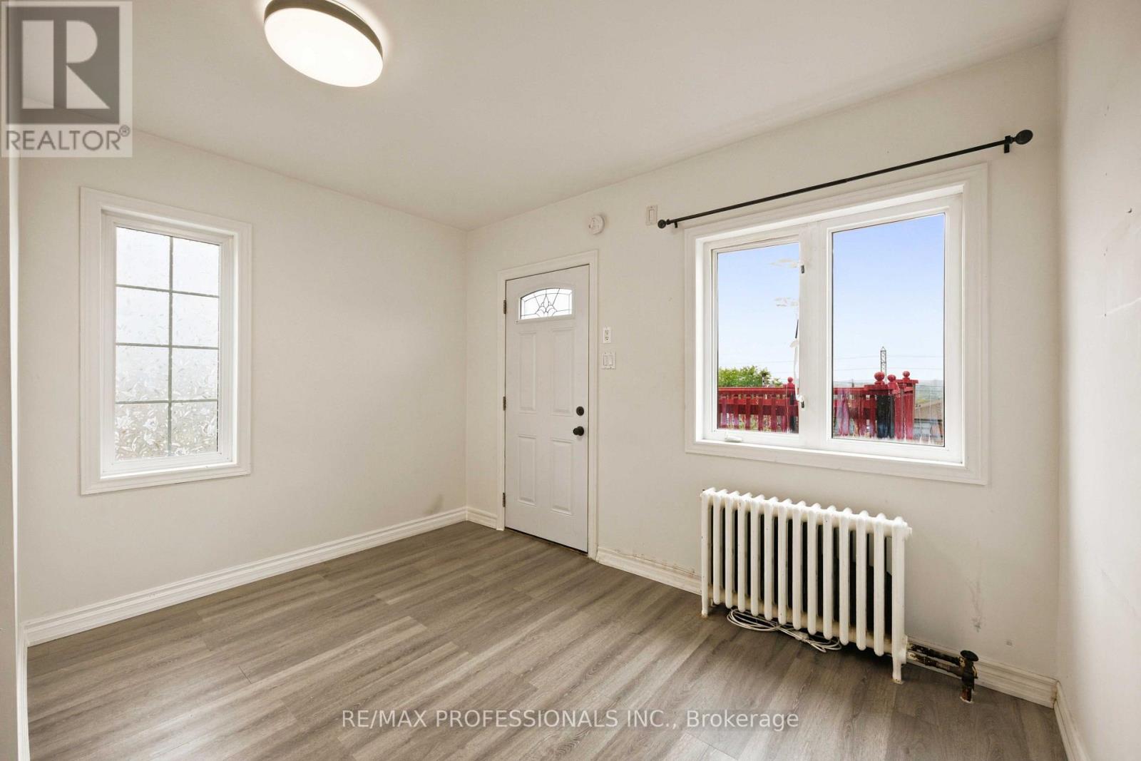 166 Caledonia Road, Toronto, Ontario  M6E 4S7 - Photo 18 - W13737862