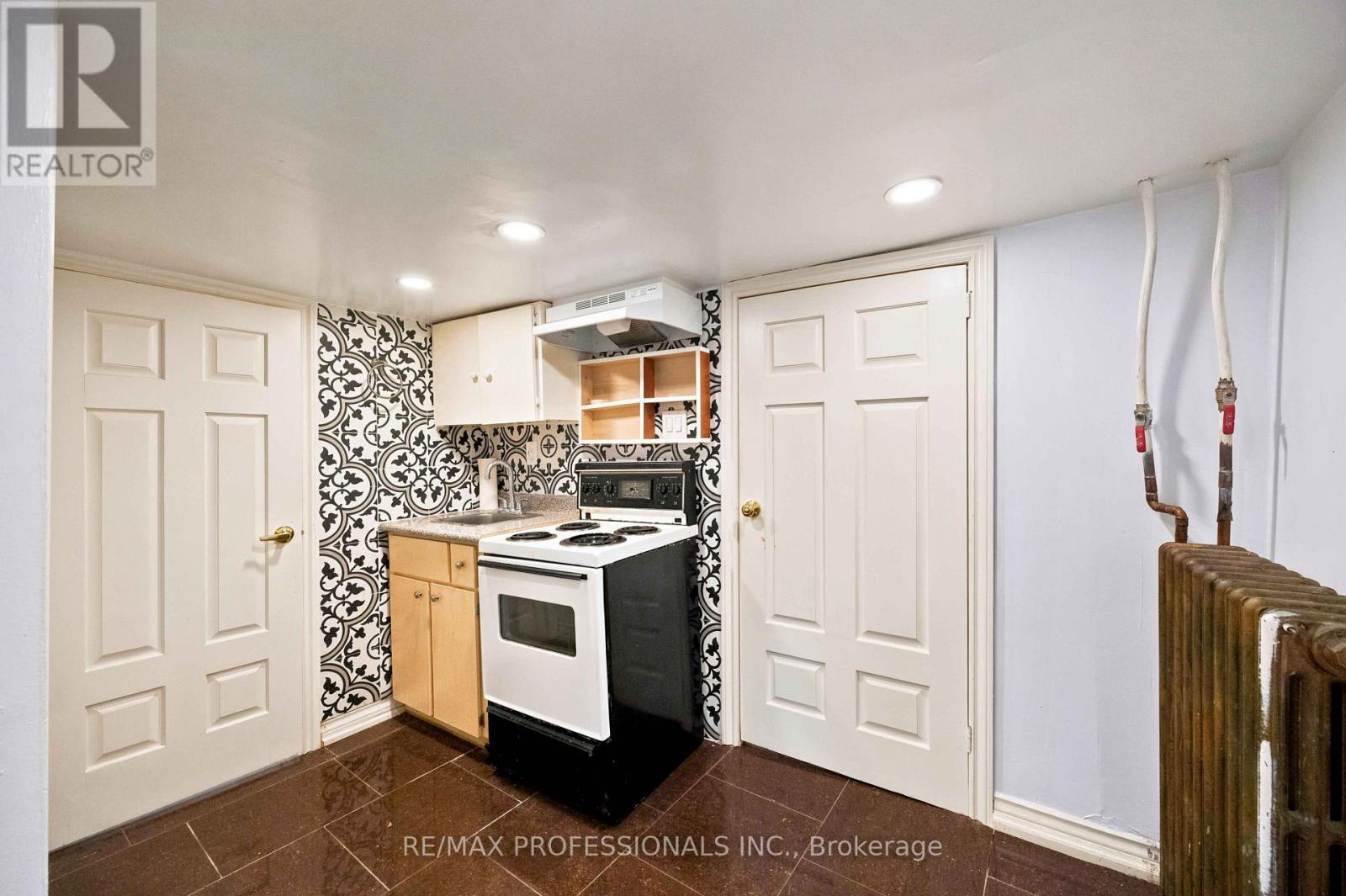 166 Caledonia Road, Toronto, Ontario  M6E 4S7 - Photo 26 - W13737862