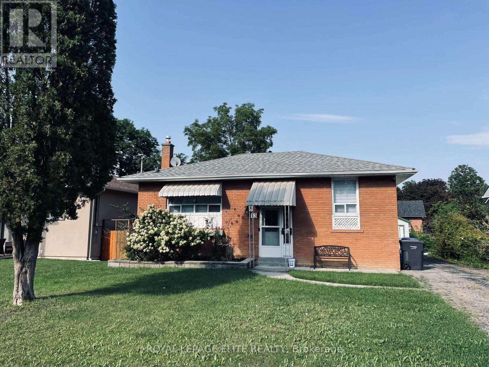13 JOSEPH STREET, Mississauga, Ontario