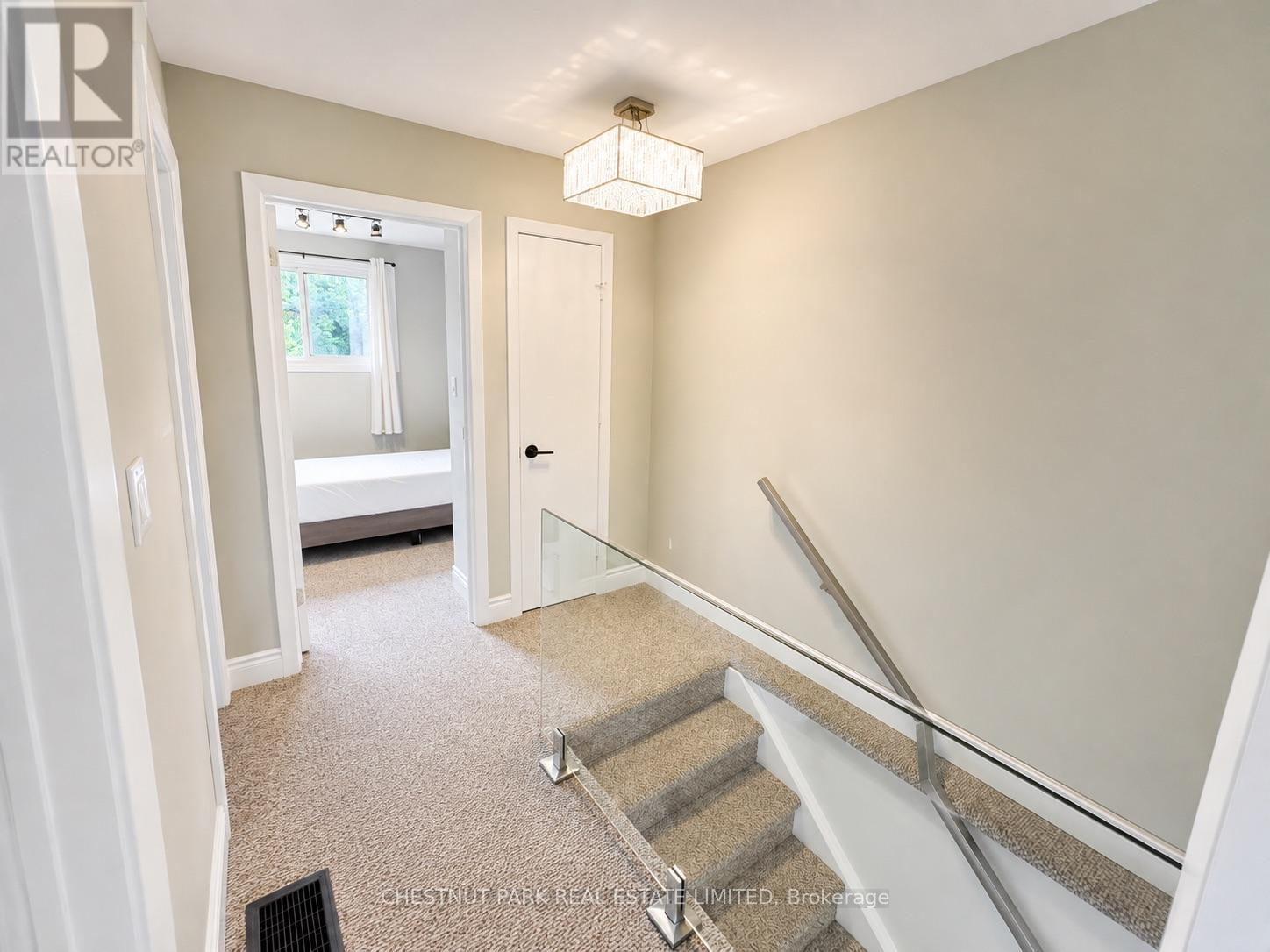 1439 Leighland Road, Burlington, Ontario  L7R 3S6 - Photo 8 - W13737904