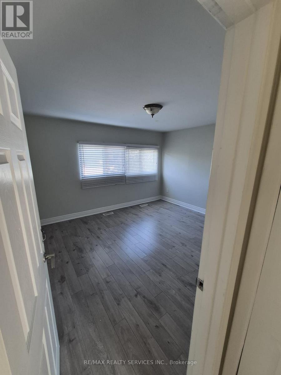35 Jersey Avenue, Brampton, Ontario  L6W 1L5 - Photo 10 - W13737942