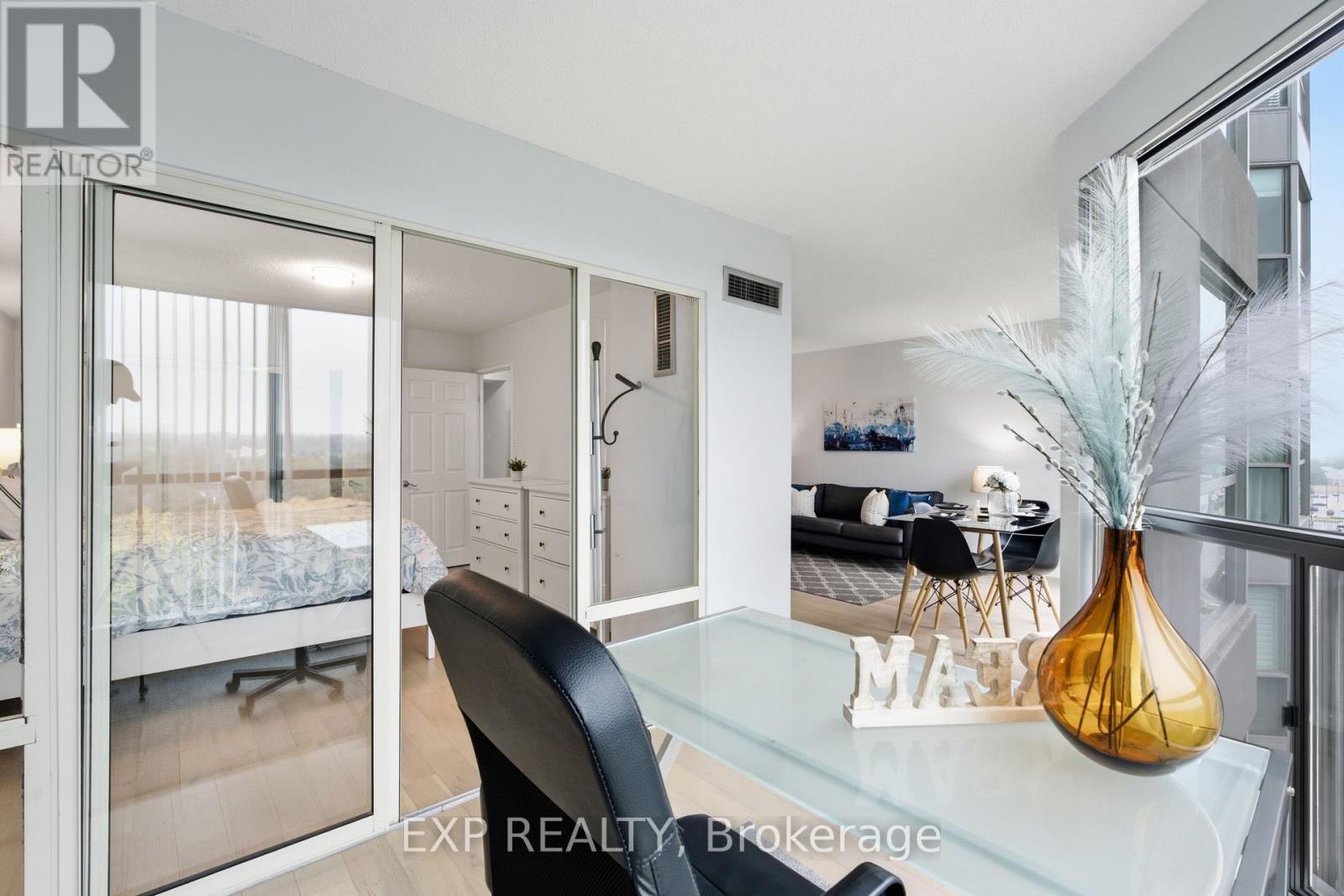 1005 - 2155 Burnhamthorpe Road W, Mississauga, Ontario  L5L 5P4 - Photo 16 - W13738010