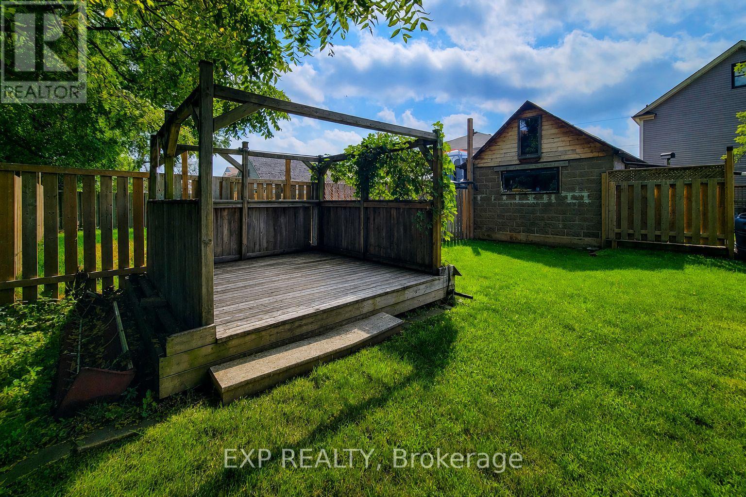 Upper - 6133 Prospect Street, Niagara Falls, Ontario  L2G 1G9 - Photo 16 - X13737820