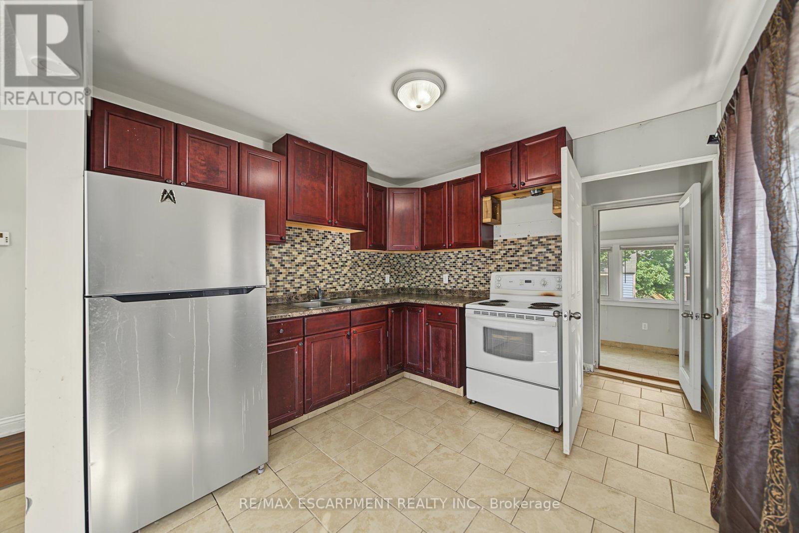 270 Weir Street N, Hamilton, Ontario  L8H 5G3 - Photo 14 - X13737822