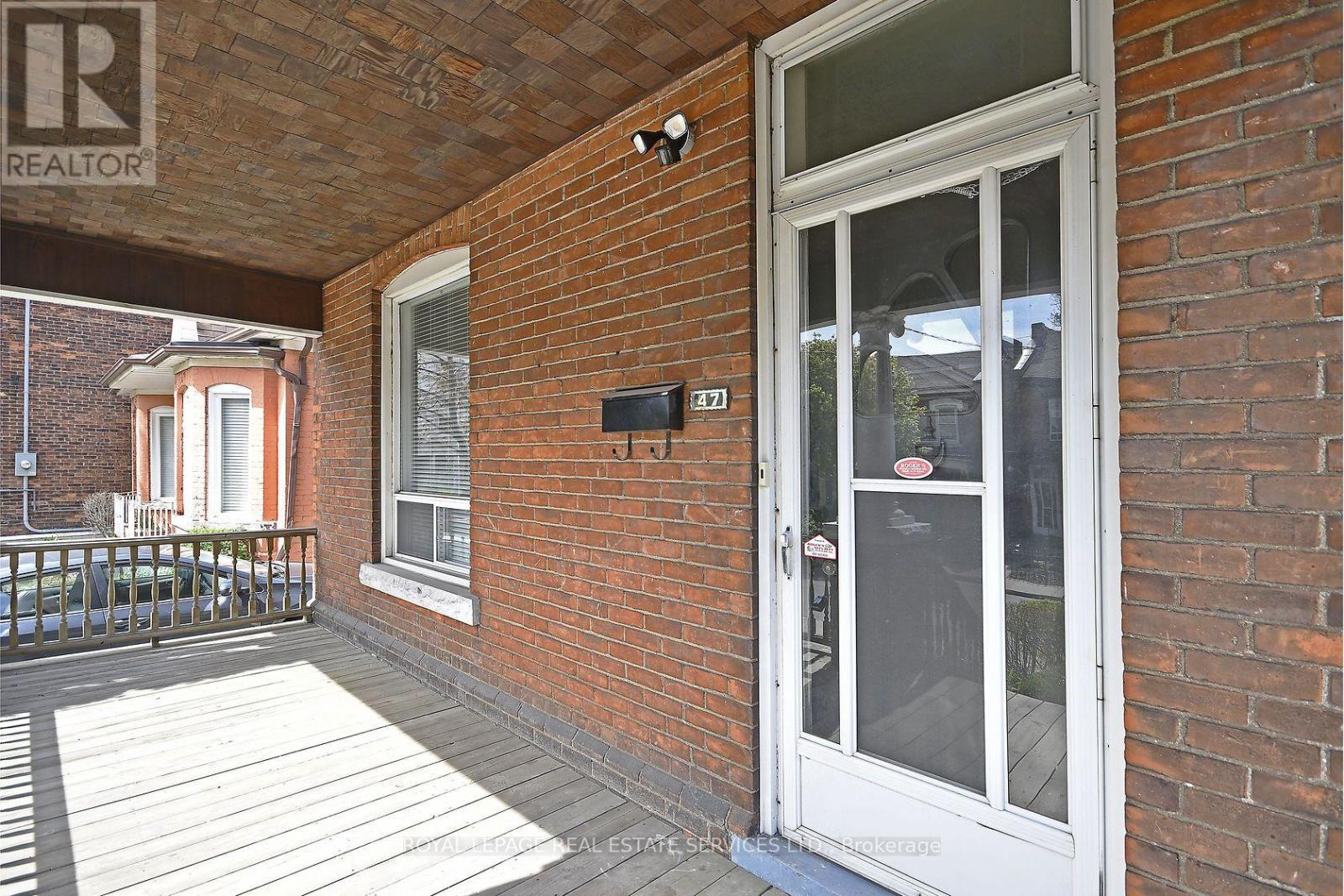 47 Emerald Street N, Hamilton, Ontario  L8L 5K2 - Photo 2 - X13737912