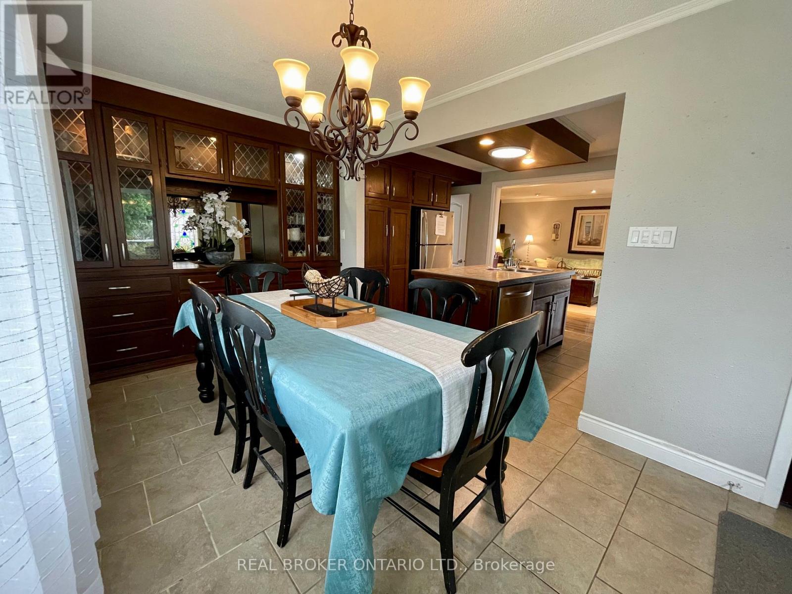 11 Lake Avenue, Puslinch, Ontario  N3C 2V4 - Photo 11 - X13738006