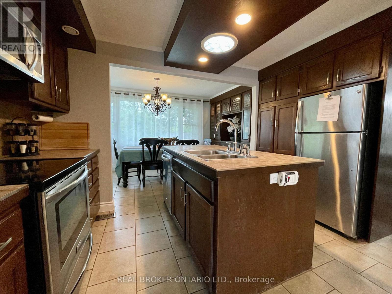 11 Lake Avenue, Puslinch, Ontario  N3C 2V4 - Photo 16 - X13738006