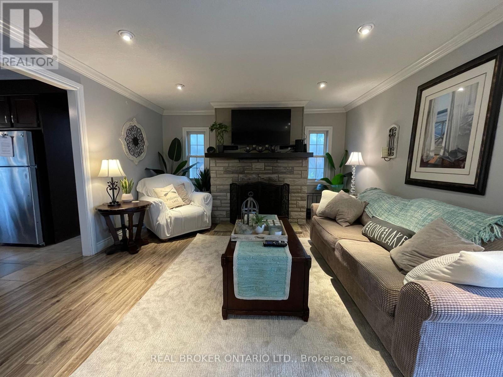11 Lake Avenue, Puslinch, Ontario  N3C 2V4 - Photo 8 - X13738006