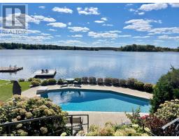 11 LAKE AVENUE, Puslinch, Ontario