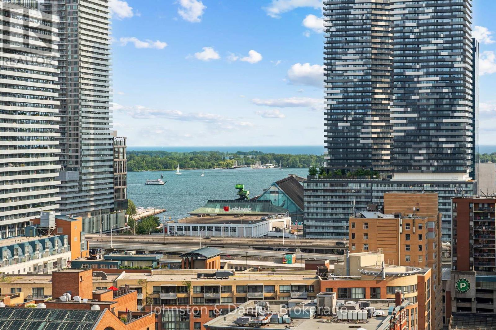 1702 - 60 Colborne Street, Toronto, Ontario  M5E 0B7 - Photo 31 - C13667216