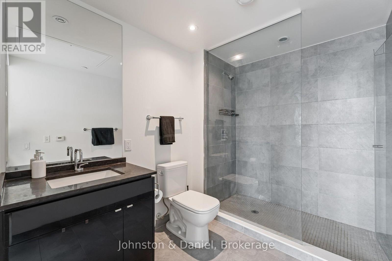 1702 - 60 Colborne Street, Toronto, Ontario  M5E 0B7 - Photo 39 - C13667216