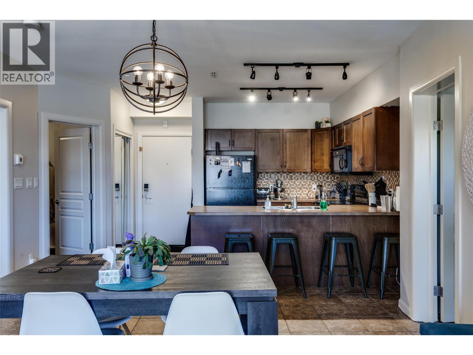 654 Cook Road Unit# 314, Kelowna, British Columbia  V1W 3G7 - Photo 4 - 10381466