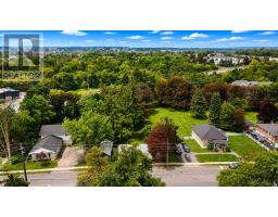 204 COX MILL ROAD, Barrie, Ontario