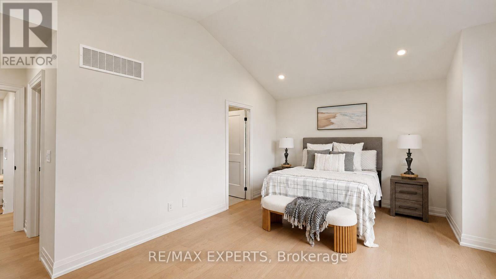 506 Golf Course Road, Wasaga Beach, Ontario  L9Z 1S5 - Photo 18 - S13652330