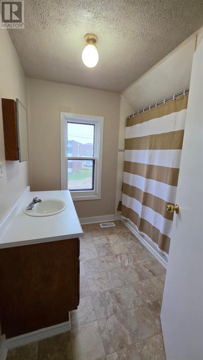 171 St. Georges Ave, Sault Ste. Marie, Ontario P6A 1L3 - Photo 10 - SM262402