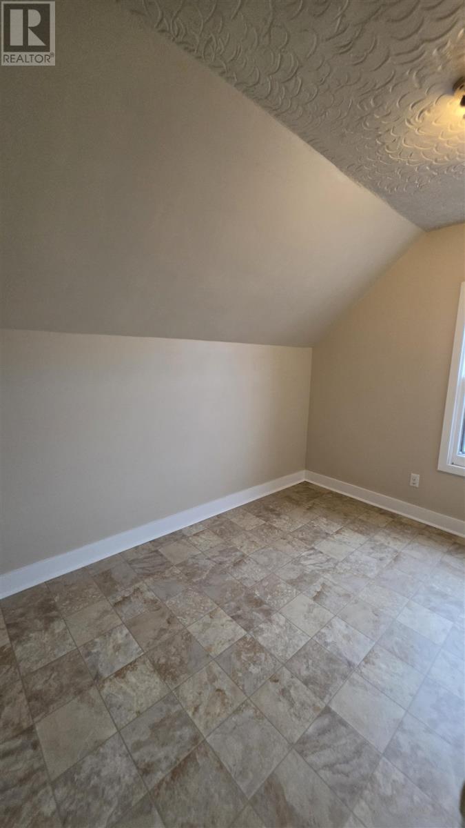 171 St. Georges Ave, Sault Ste. Marie, Ontario P6A 1L3 - Photo 13 - SM262402