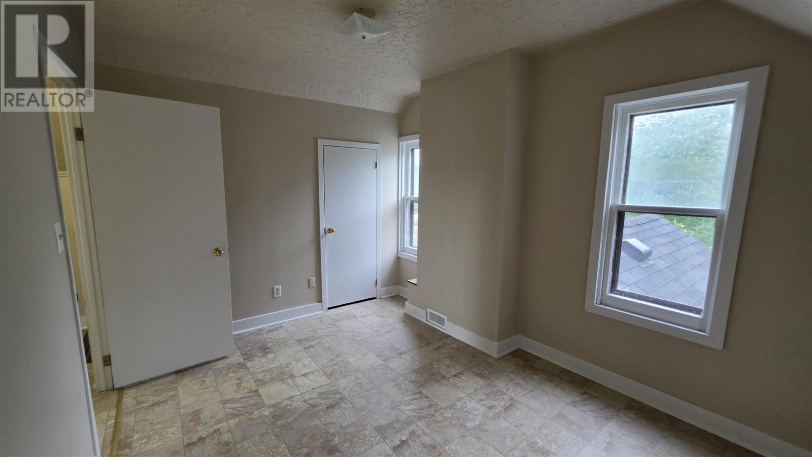 171 St. Georges Ave, Sault Ste. Marie, Ontario P6A 1L3 - Photo 17 - SM262402