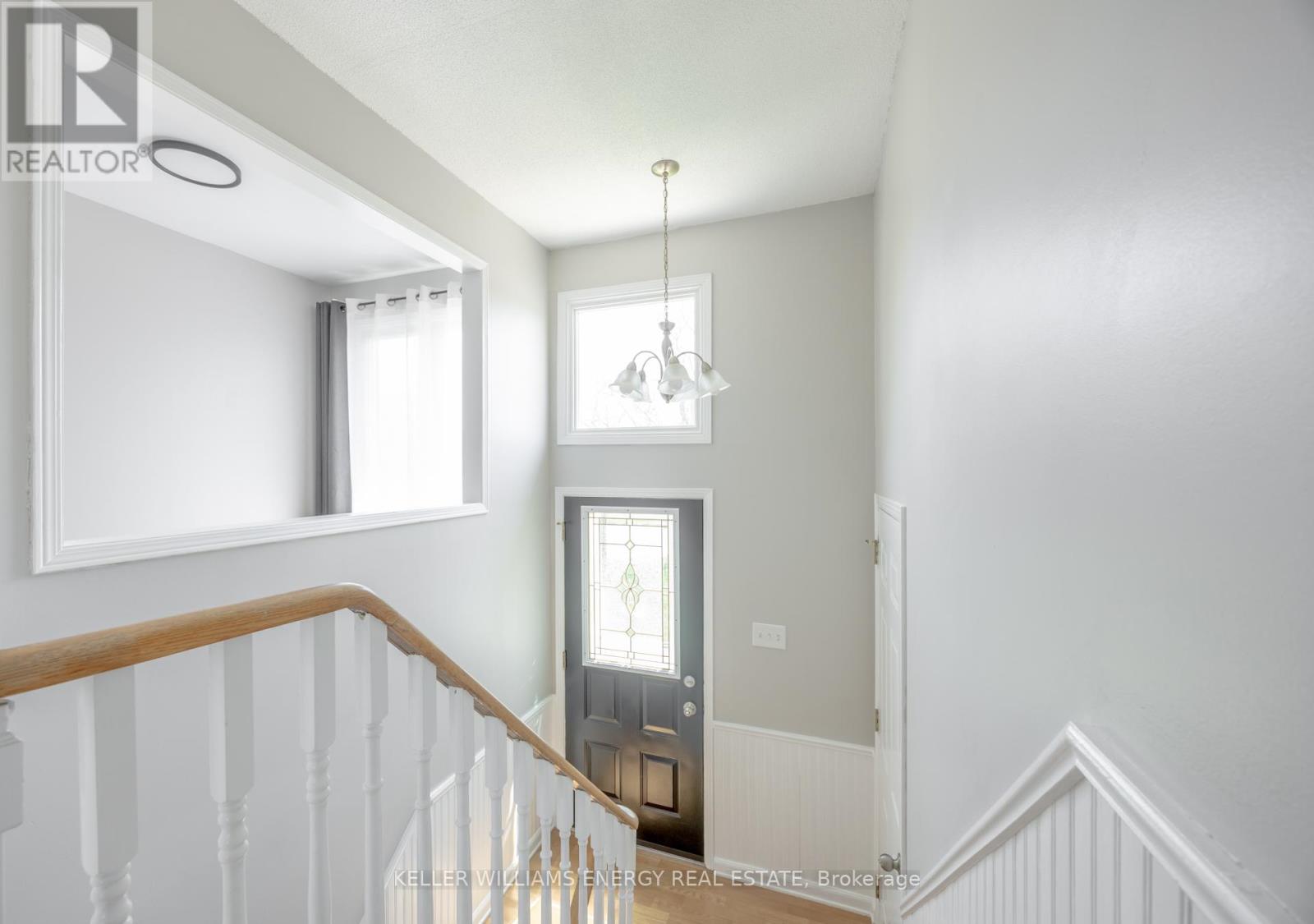 74 Trudeau Drive, Clarington, Ontario  L1C 4K2 - Photo 3 - E13738132