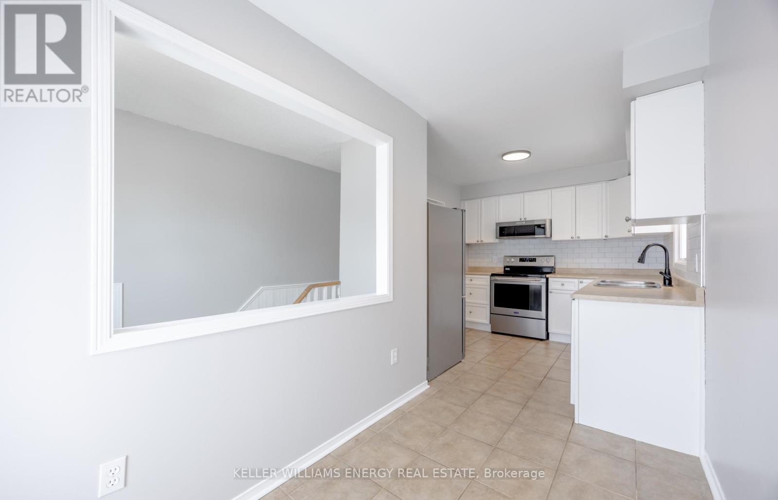 74 Trudeau Drive, Clarington, Ontario  L1C 4K2 - Photo 5 - E13738132