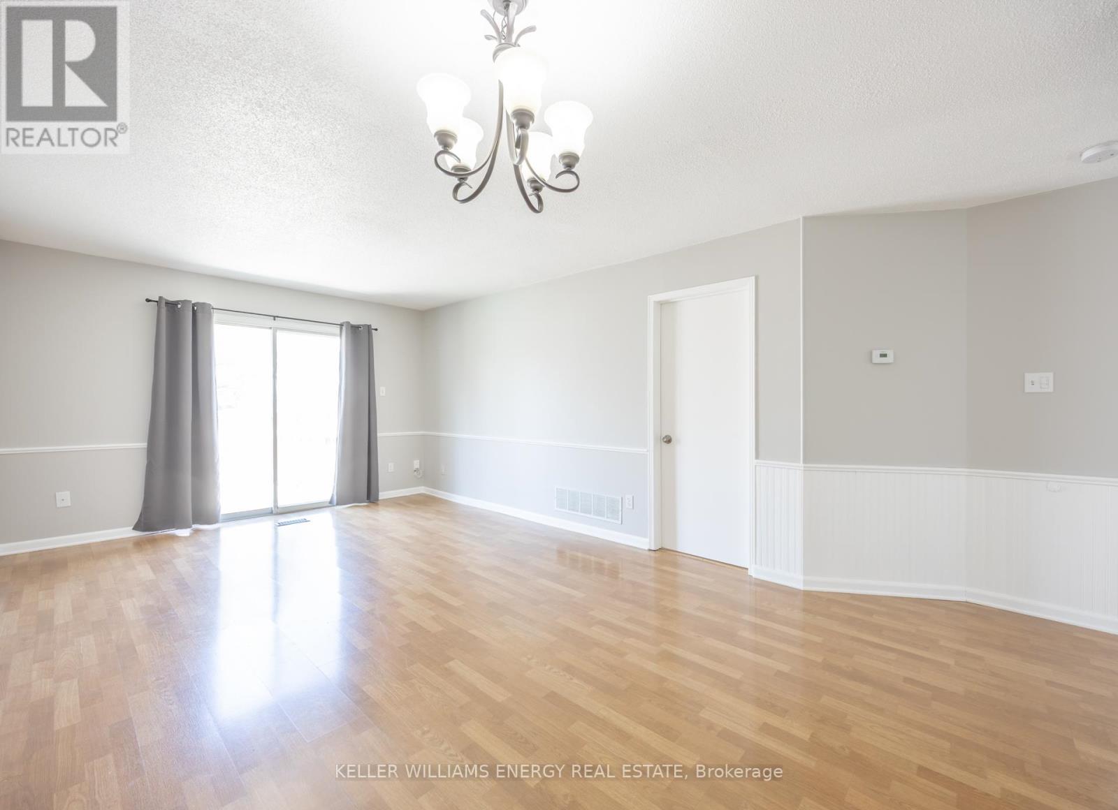 74 Trudeau Drive, Clarington, Ontario  L1C 4K2 - Photo 9 - E13738132