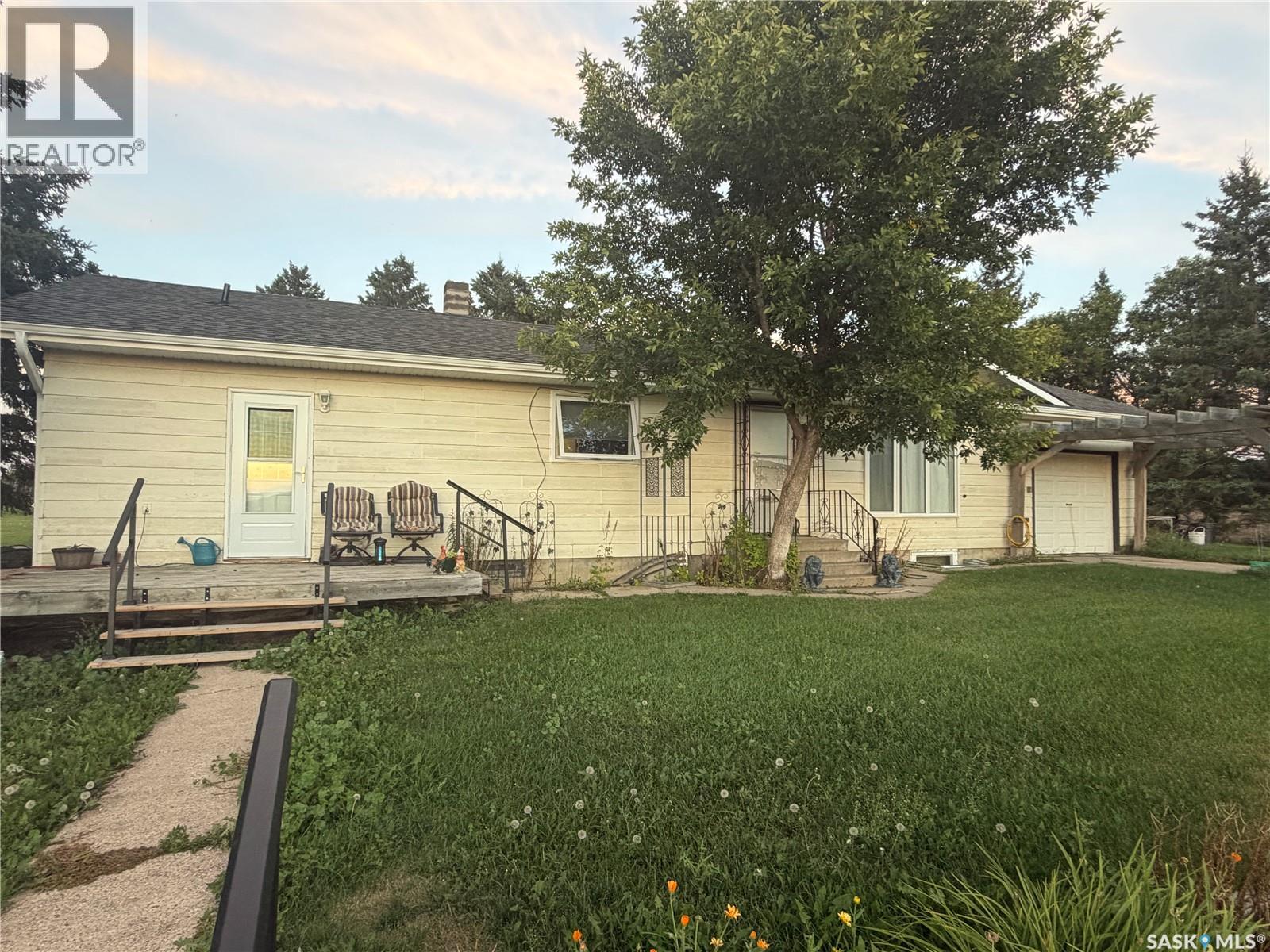 Thiessen Acreage, Laird Rm No. 404, Saskatchewan  S0K 3R0 - Photo 2 - SK047256