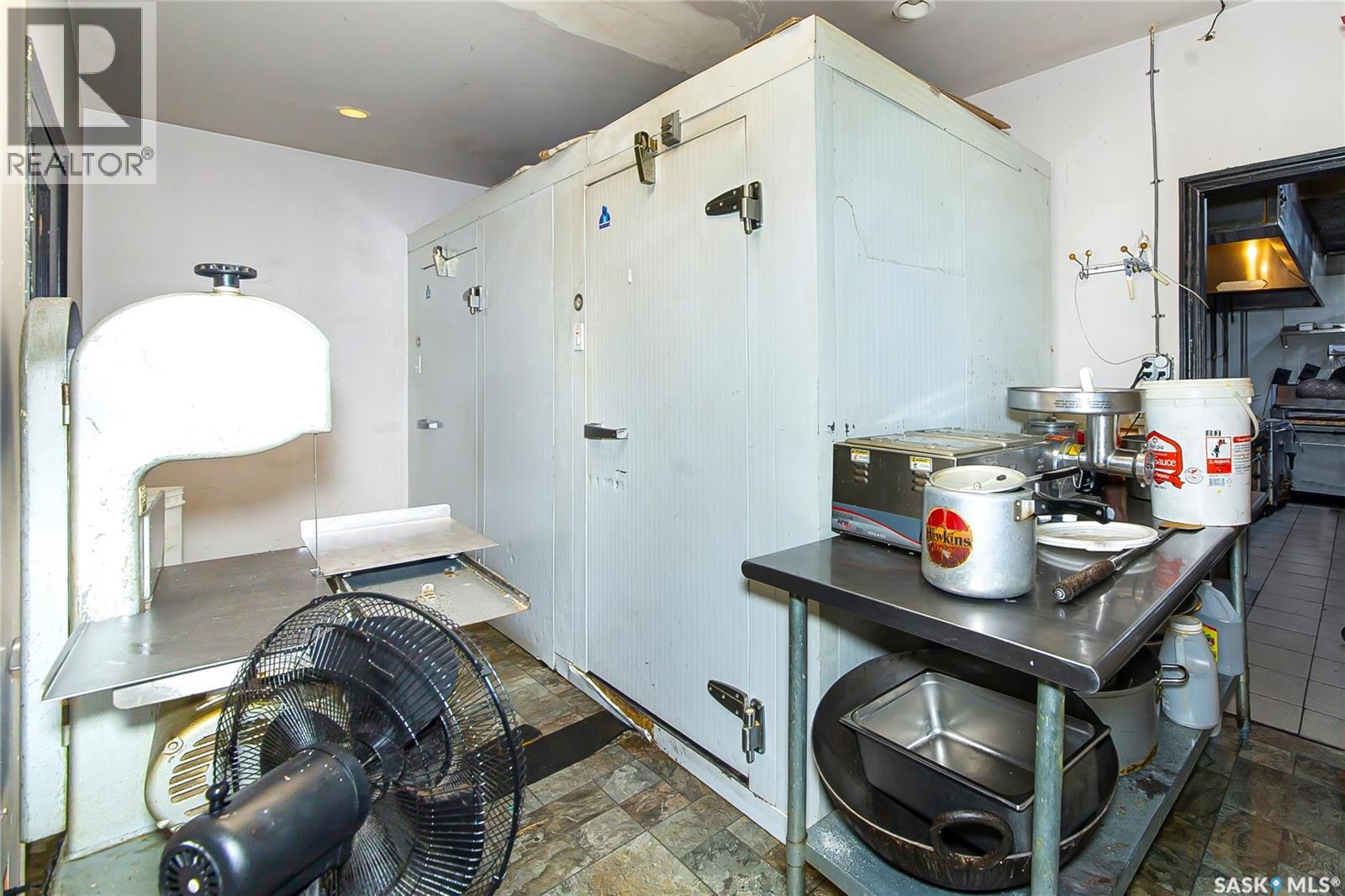 7 3110 8th Street, Saskatoon, Saskatchewan  S7H 0W2 - Photo 23 - SK046877