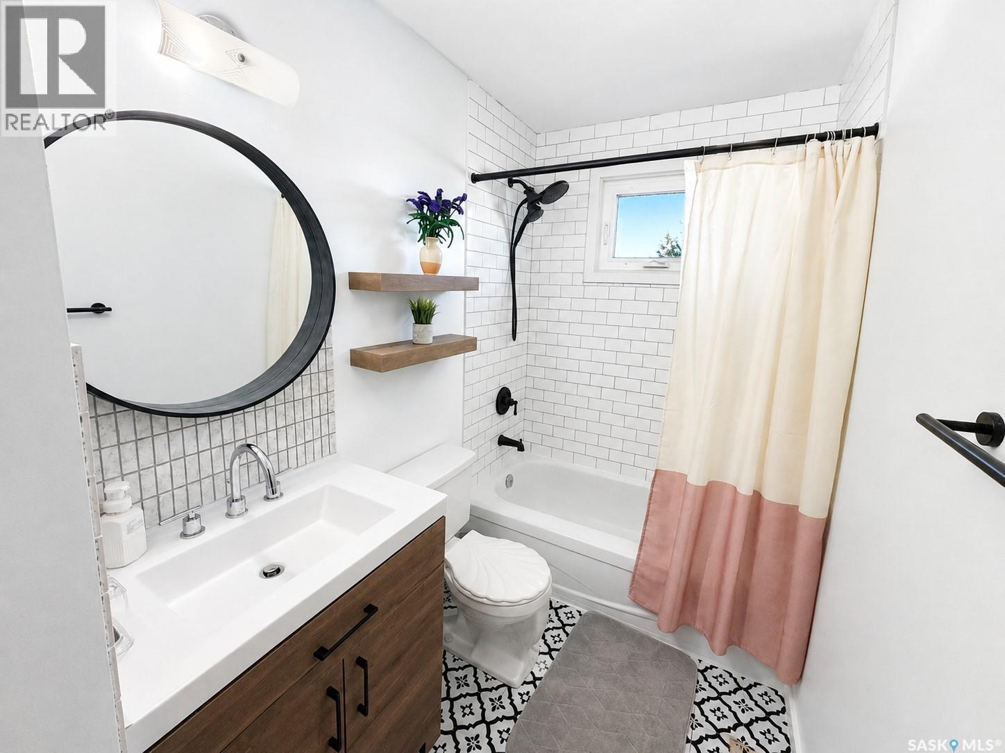 110 Arnason Crescent, Saskatoon, Saskatchewan  S7H 4M8 - Photo 8 - SK046967
