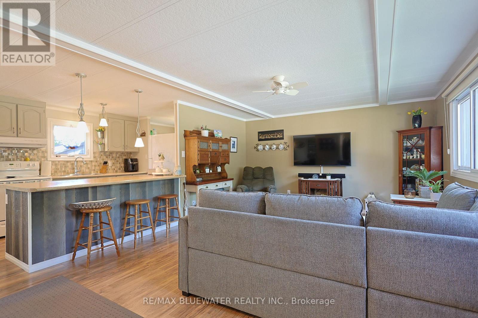 95 Shannon Boulevard, South Huron, Ontario  N0M 1T0 - Photo 13 - X13738104