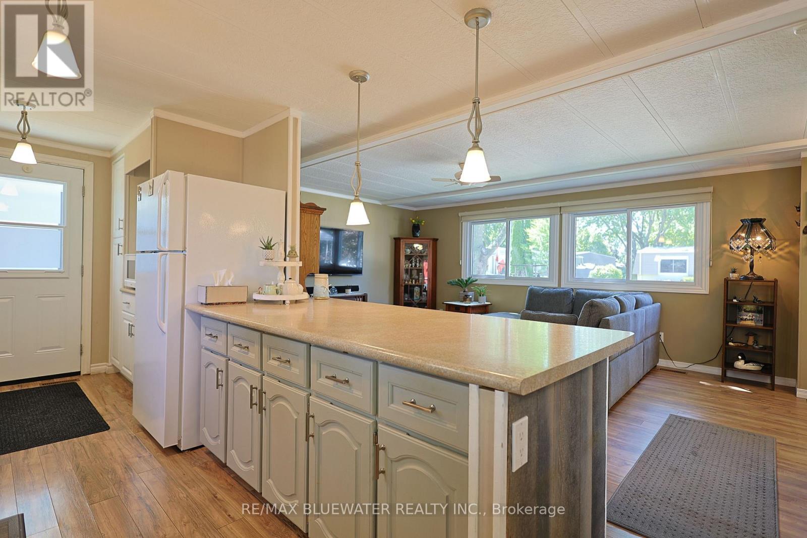 95 Shannon Boulevard, South Huron, Ontario  N0M 1T0 - Photo 20 - X13738104