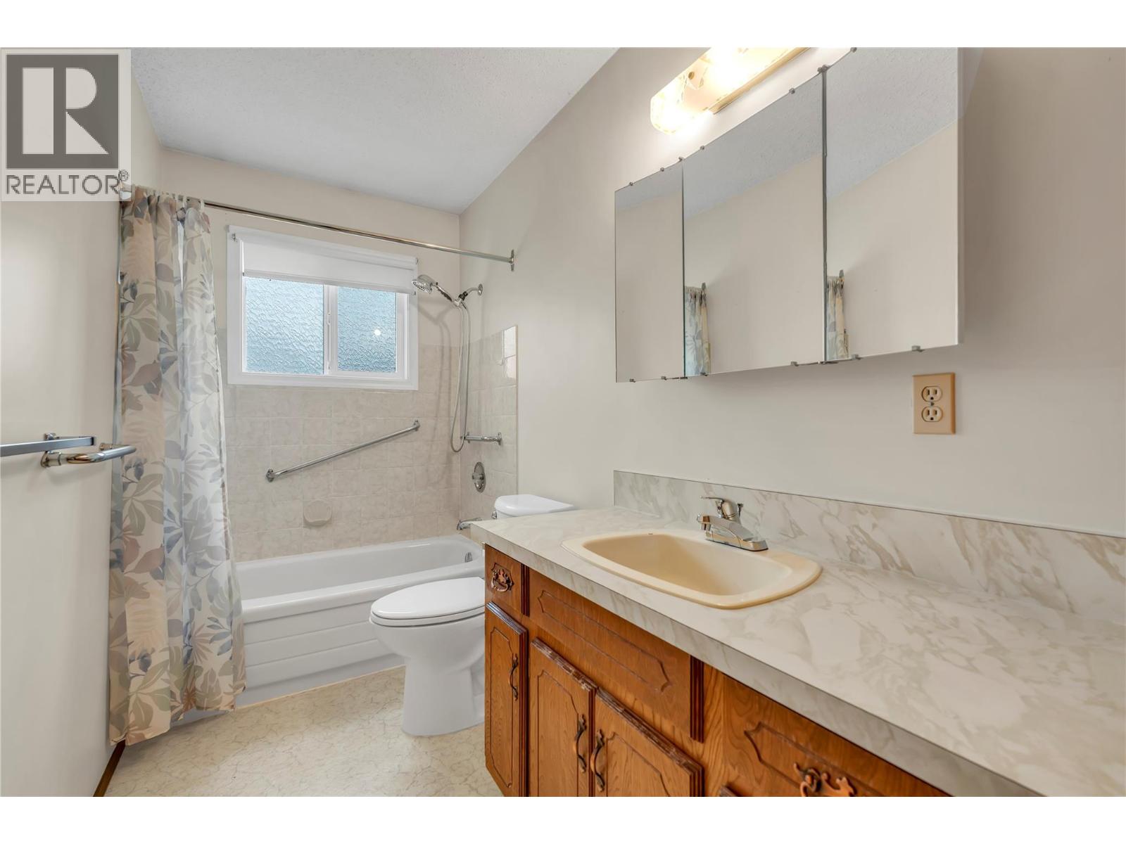 137 Murray Drive, Penticton, British Columbia  V2A 6W7 - Photo 21 - 10399504