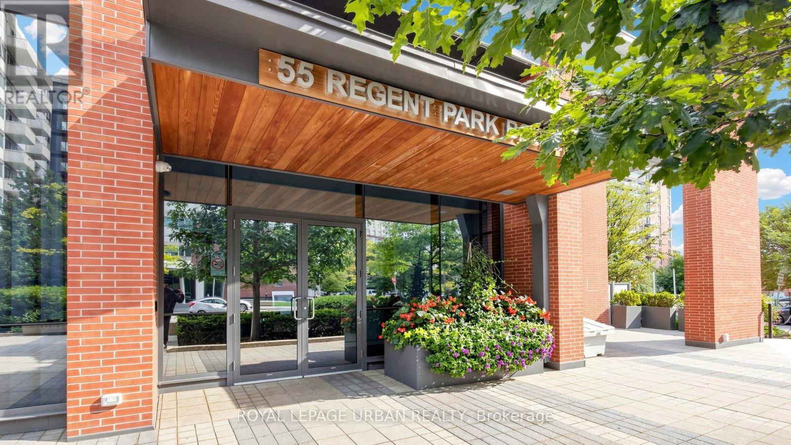2407 - 55 Regent Park Boulevard, Toronto, Ontario  M5A 3H6 - Photo 3 - C13738042