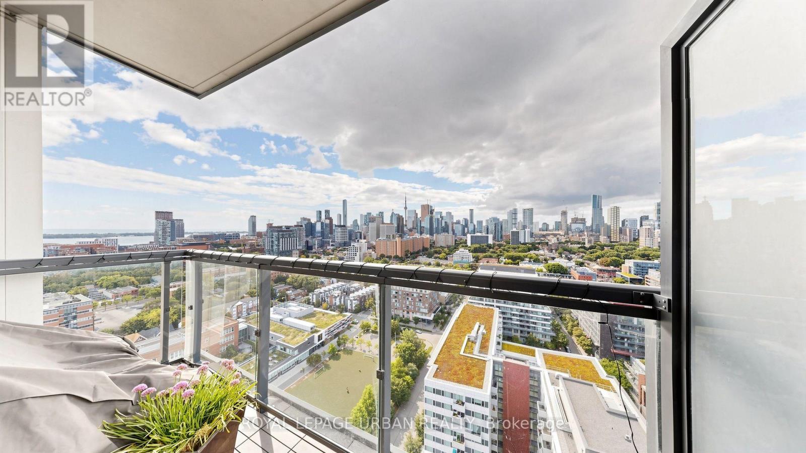 2407 - 55 Regent Park Boulevard, Toronto, Ontario  M5A 3H6 - Photo 32 - C13738042