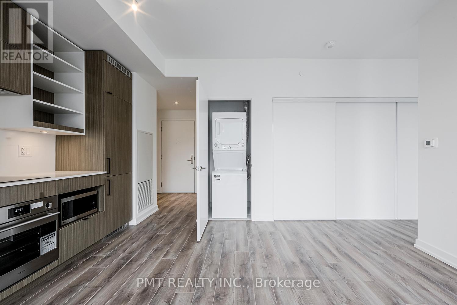 1901 - 20 Edward Street, Toronto, Ontario  M5G 0C5 - Photo 10 - C13738114